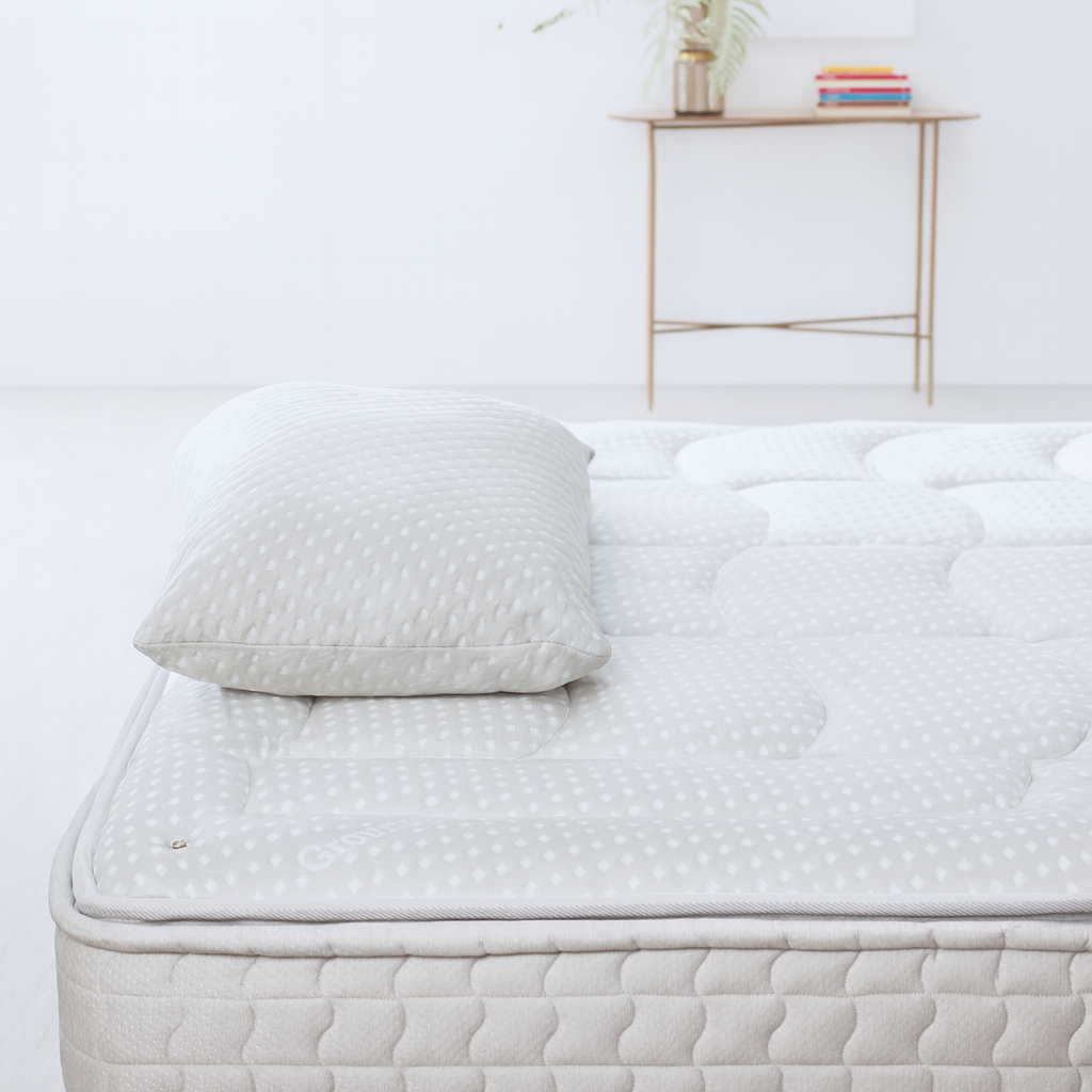 Calm, modern bedroom with Carico Ultra Tech mattress